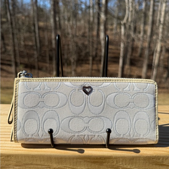 Coach Handbags - Coach Poppy Madison Signature Logo Zip Around Accordion Continental Long Wallet